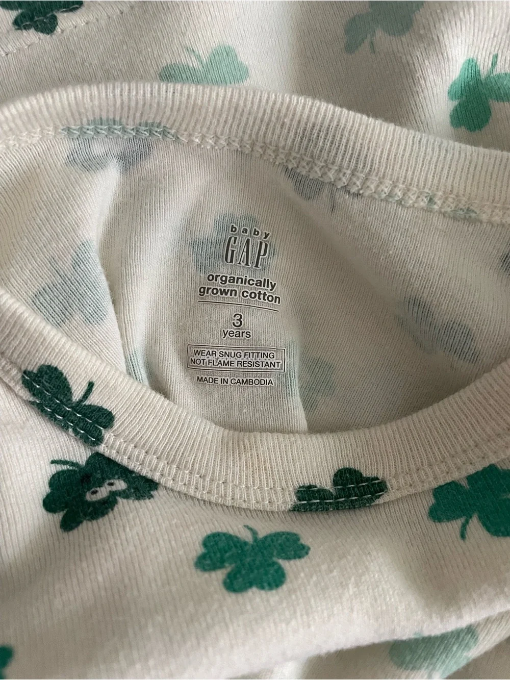 Baby Gap 3T Unisex Shamrock PJ Set